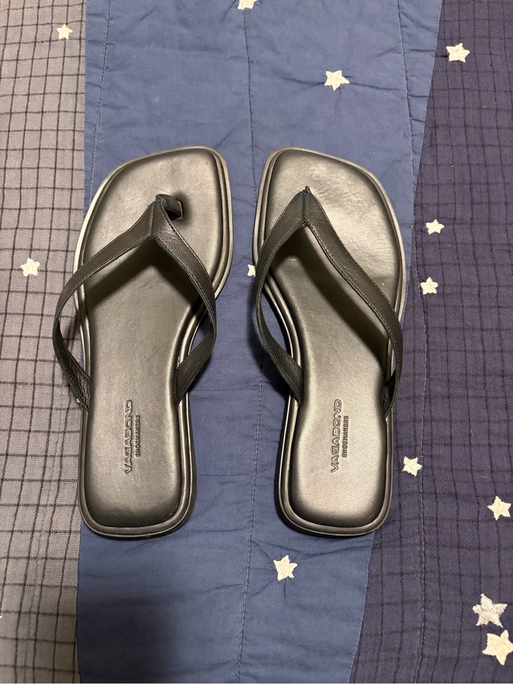 Vagabond Izzy Square Toe Leather Flip Flops
